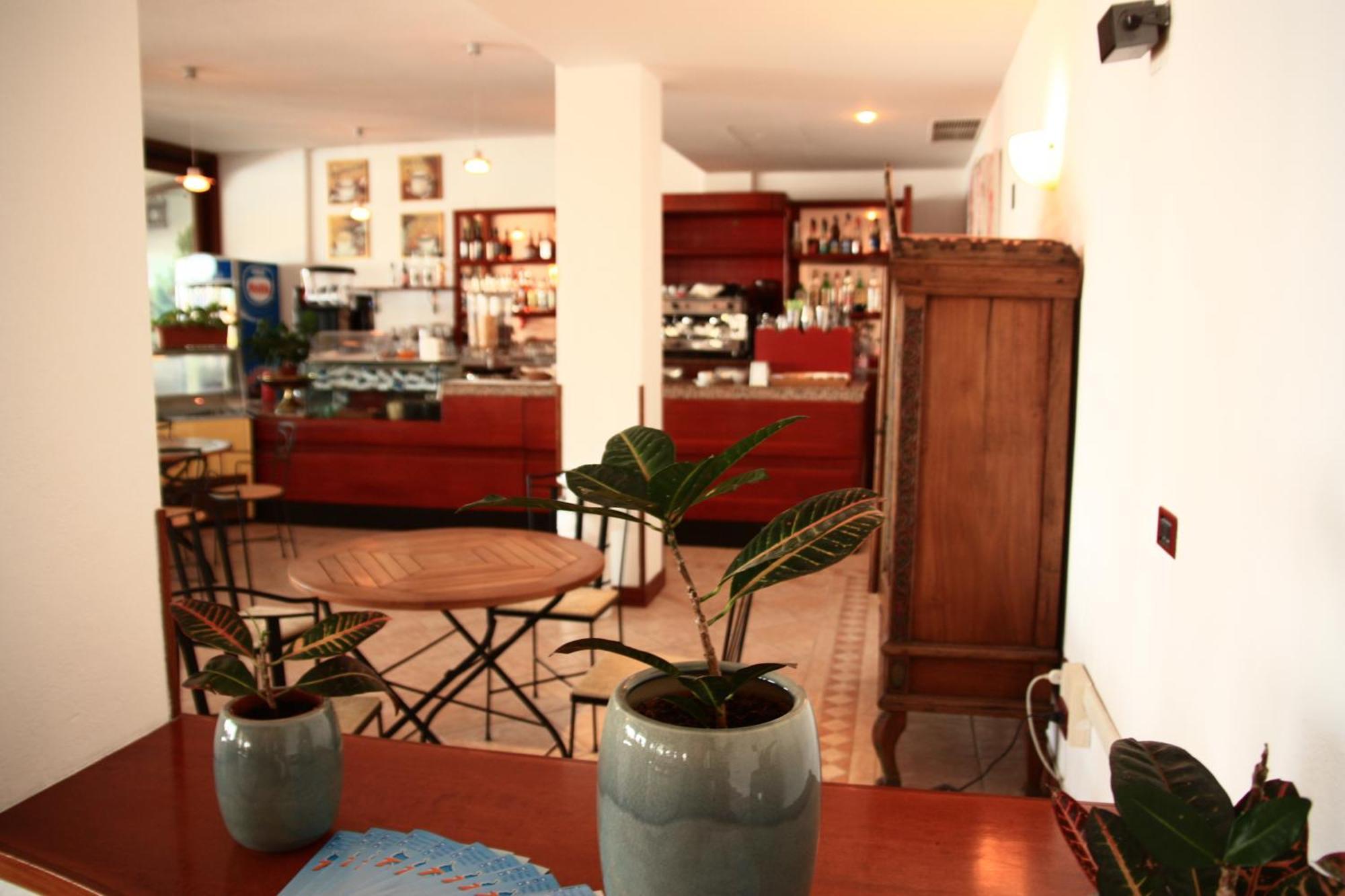 Hotel Miralonga Λα Μανταλένα Εξωτερικό φωτογραφία